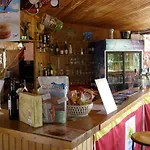 Zecamping 4 Familial Avec Etang De Peche Et Piscine Chauffee Кемпинг 4*