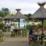 Кемпинг Zecamping 4 Familial Avec Etang De Peche Et Piscine Chauffee 4*