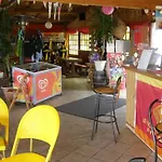 Кемпинг Zecamping 4 Familial Avec Etang De Peche Et Piscine Chauffee 4*