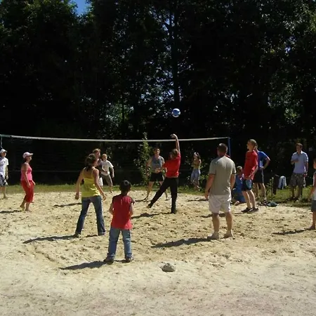 Campsite Zecamping 4 Etoiles Familial Avec Etang De Peche Et Piscine Chauffee