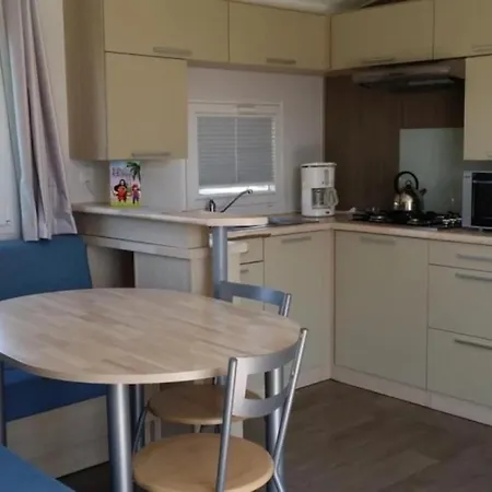 Campingplatz 4 Etoiles - Piscine - Ccafgef La Haye