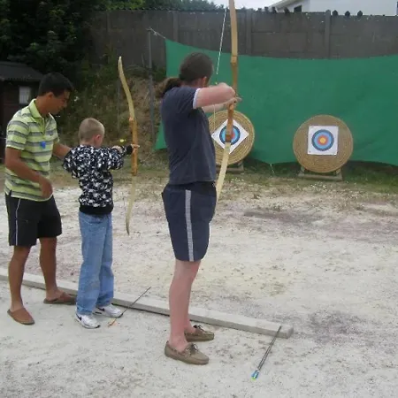 Zecamping 4 Familial Avec Etang De Peche Et Piscine Chauffee 4*