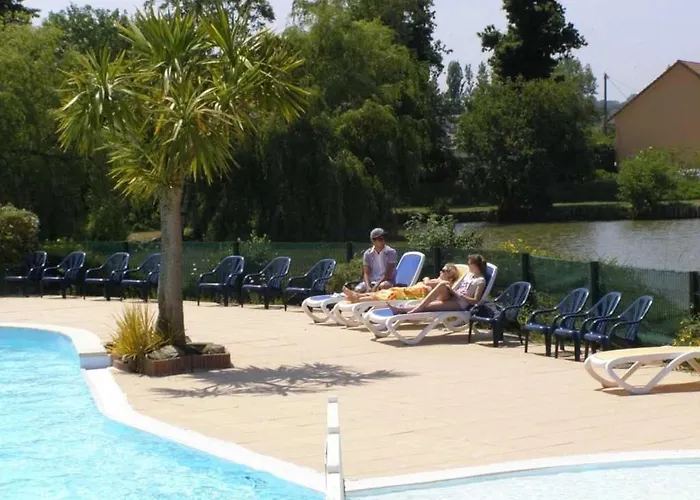 Кемпинг Zecamping 4 Familial Avec Etang De Peche Et Piscine Chauffee