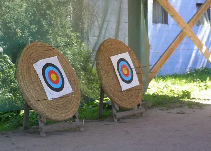 Zecamping 4 Familial Avec Etang De Peche Et Piscine Chauffee 4* La Haye