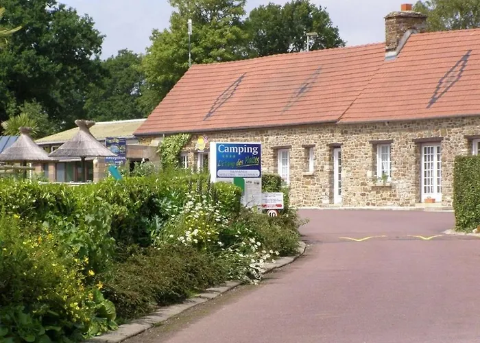 Campsite Zecamping 4 Familial Avec Etang De Peche Et Piscine Chauffee