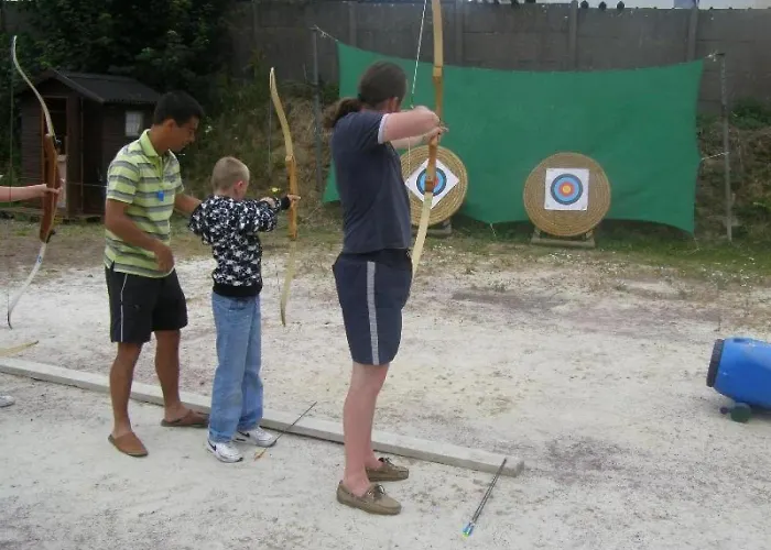 Zecamping 4 Familial Avec Etang De Peche Et Piscine Chauffee 4*